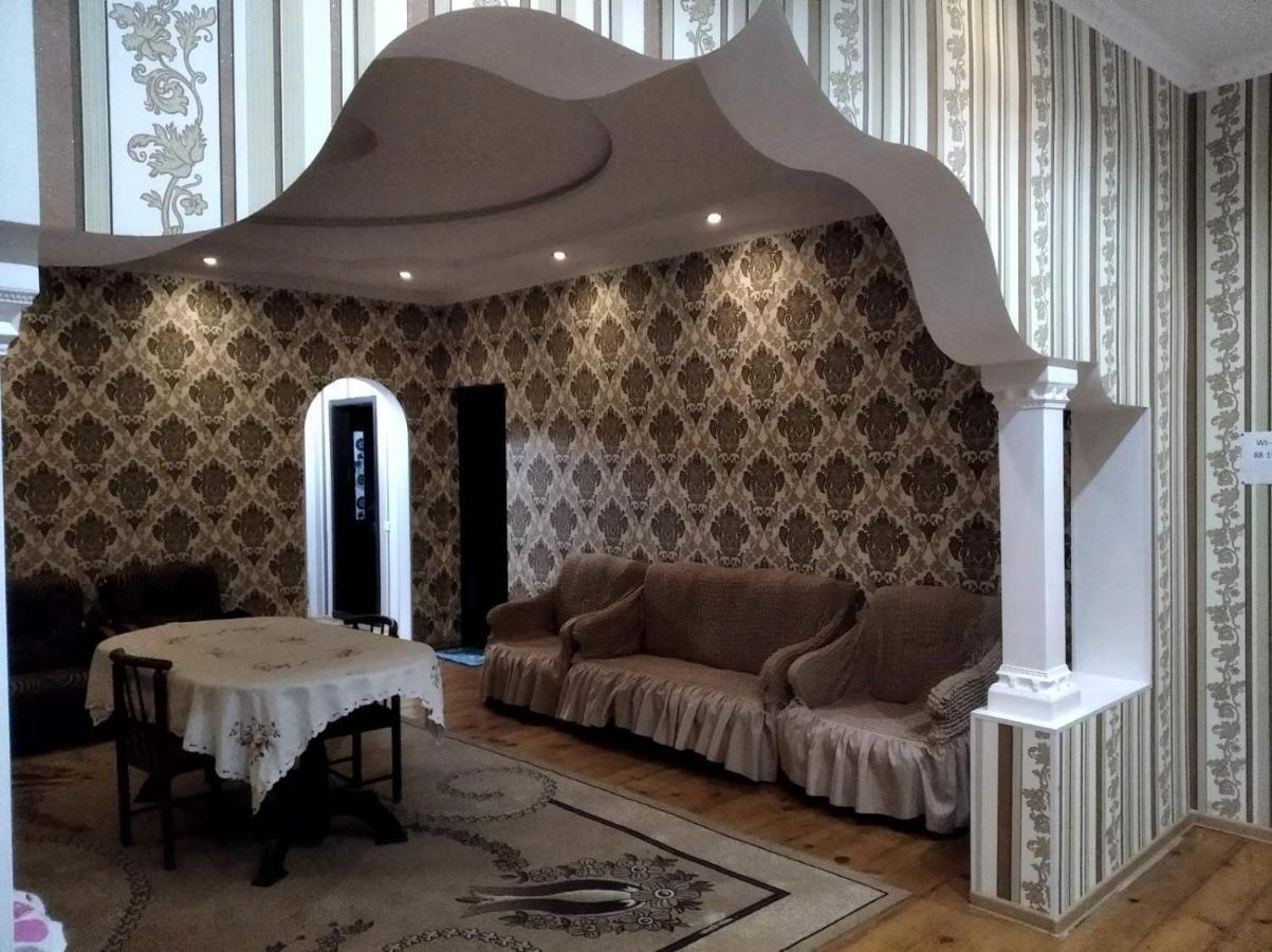 Guest House Danelia มาร์ทวิลิ ภายนอก รูปภาพ